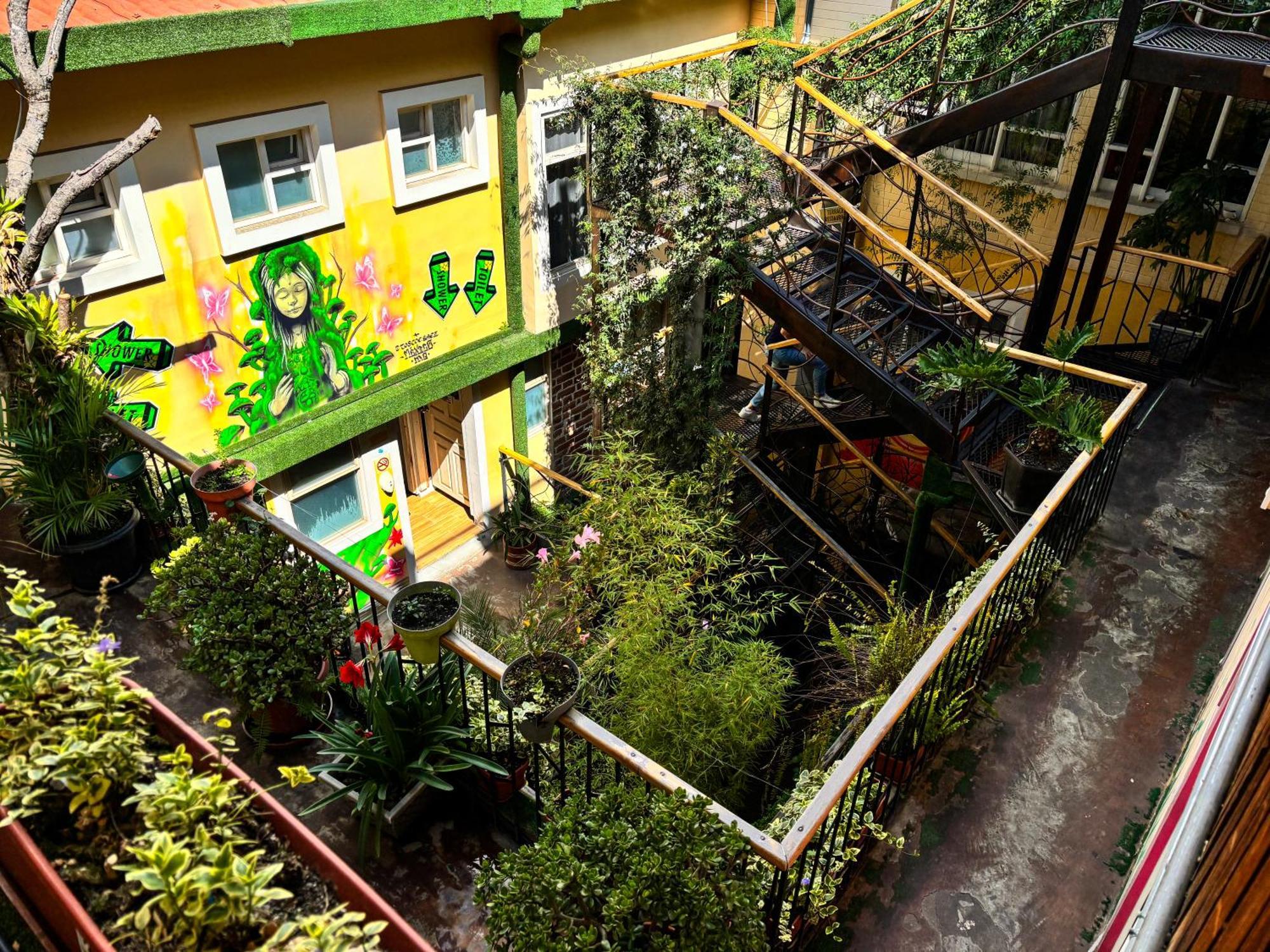 Auberge de jeunesse The Secret Garden à Quito Extérieur photo